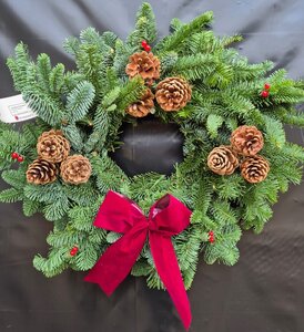 Christmas Wreath Burgundy Medium